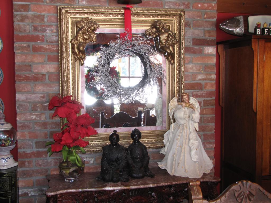 Shambhala Bed And Breakfast Buckhorn Extérieur photo